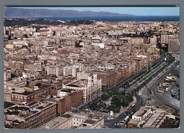 Collezionismo di cartoline postali